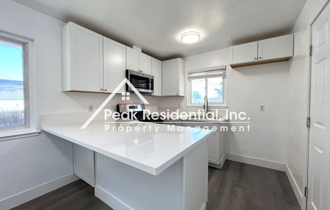 2 beds, 1 bath, $1,995