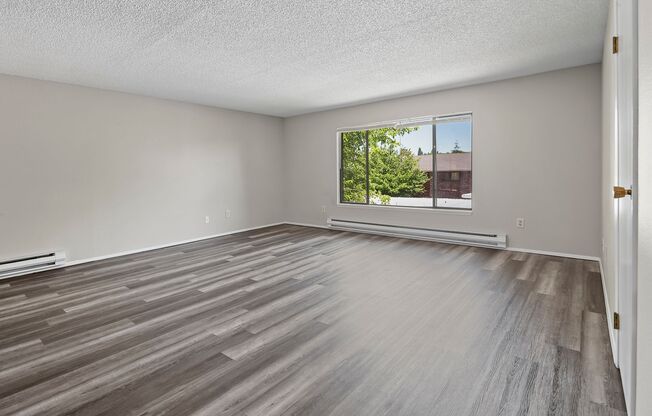 2 beds, 1.5 baths, 960 sqft, $1,395, Unit 12