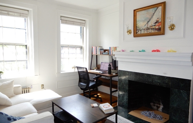87 W CEDAR ST
