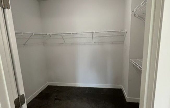 2 beds, 2 baths, 1,034 sqft, $1,850, Unit Lime 212