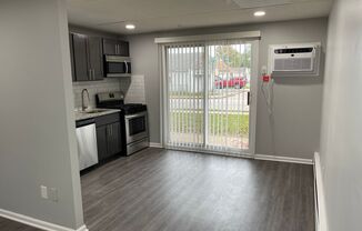 1 bed, 1 bath, 600 sqft, $1,525, Unit B - 28