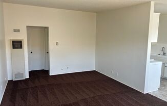 1 bed, 1 bath, 750 sqft, $1,975, Unit 7