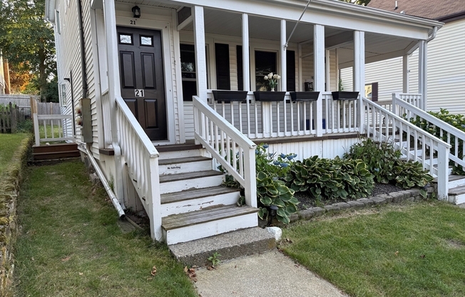 21 DENMARK AVE