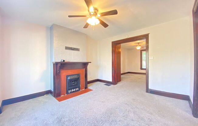 3 beds, 2 baths, $1,100