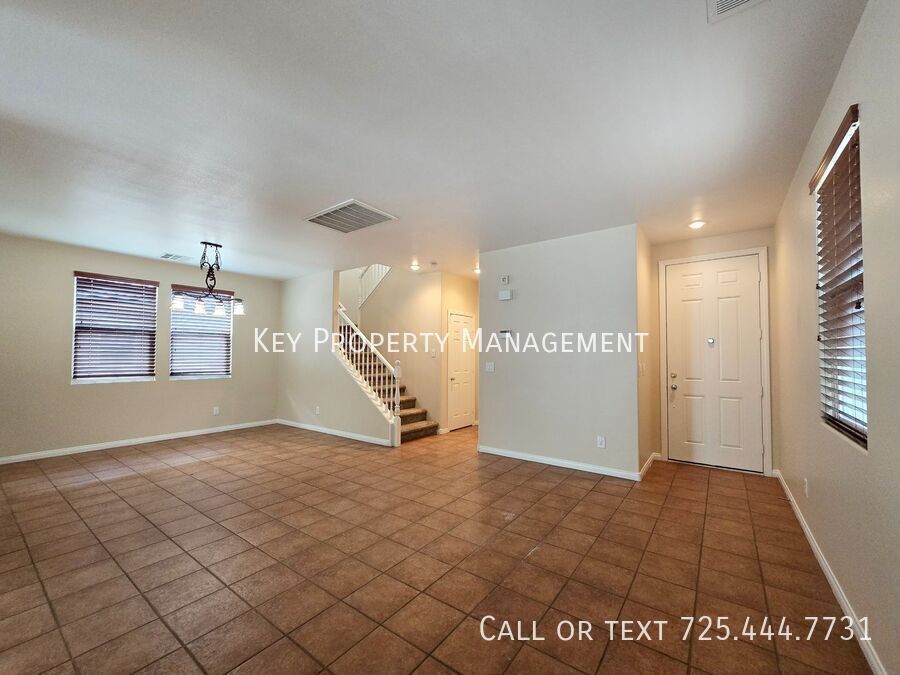 8652 Painted Horseshoe