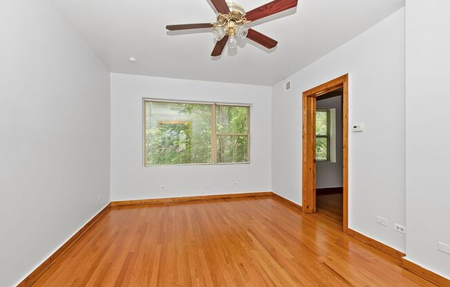 60th/Whipple (6000-02)