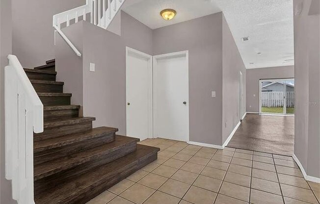 1409 TIMBERBEND CIR