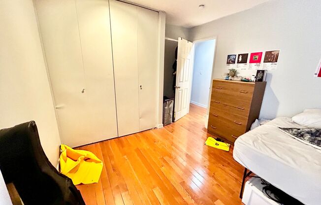 2 beds, 1 bath, 768 sqft, $2,380, Unit 322