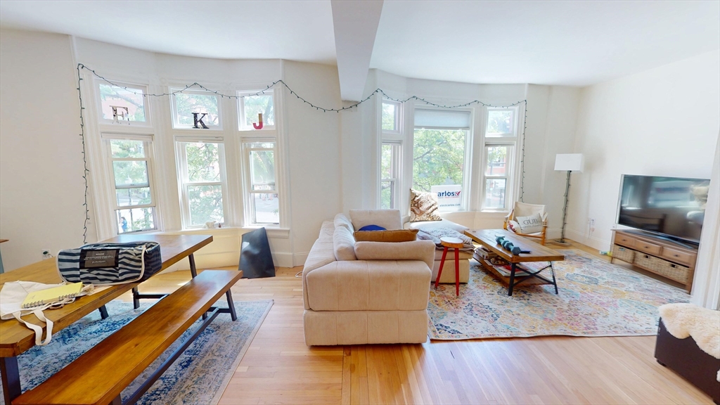 5 Davis Ave.