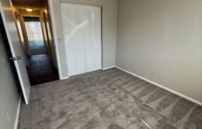 2 beds, 1 bath, 858 sqft, $820, Unit 2615-103