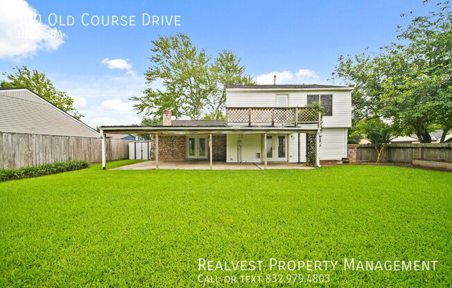 300 OLD CRSE DR