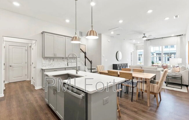 1170 LOST CV RD