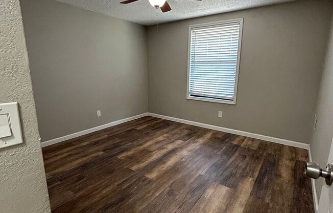 1 bed, 1 bath, 576 sqft, $1,150, Unit 260