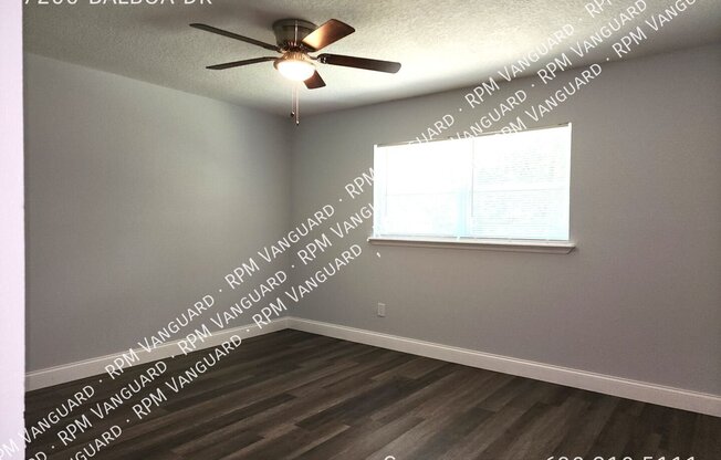 7200 BALBOA DR