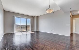 2 beds, 2 baths, $3,100, Unit Unit 1315