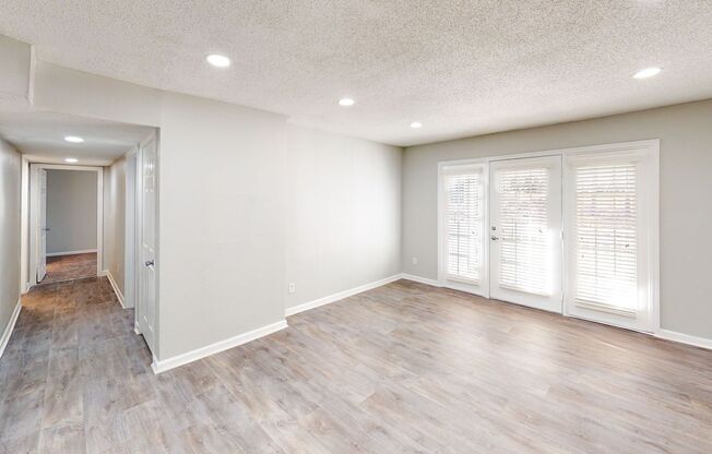 2 beds, 2 baths, 1,140 sqft, $1,549, Unit 309F