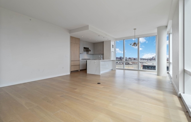 2 beds, 2 baths, 1,515 sqft, $7,900, Unit 20J