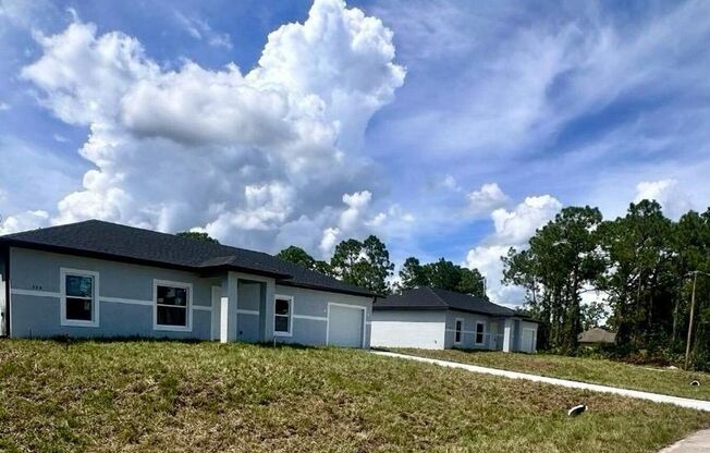 Deposit-Free! Modern, energy efficient home with ALL of the upgrades! Lehigh Acres, FL