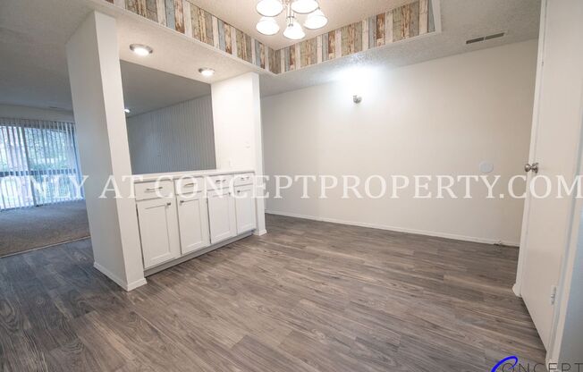 1 bed, 1 bath, 700 sqft, $1,225, Unit 35