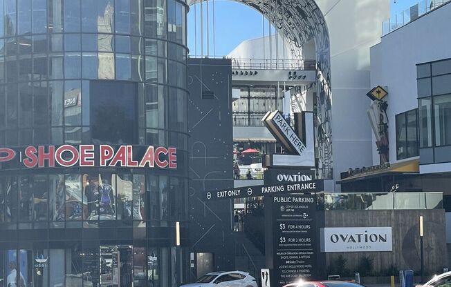 2 beds, 2 baths, 1,377 sqft, $4,900, Unit 702