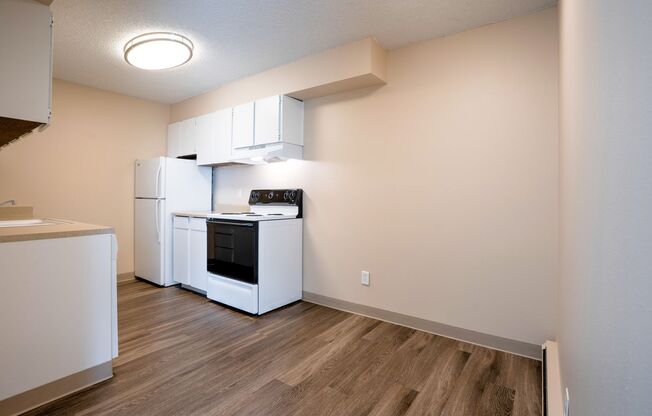 1 bed, 1 bath, 675 sqft, $1,195, Unit 179