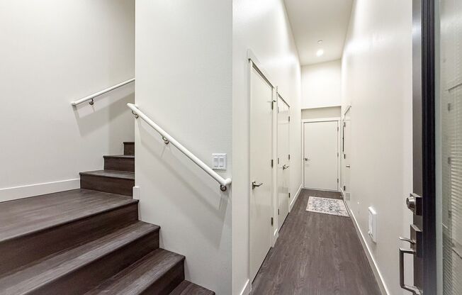 3 beds, 3.5 baths, 2,424 sqft, $4,355, Unit B120