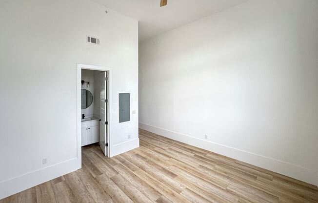 Studio, 1 bath, 476 sqft, $1,175, Unit 1209