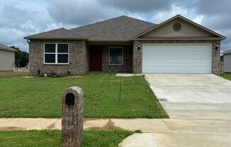 4 beds, 2 baths, $1,695