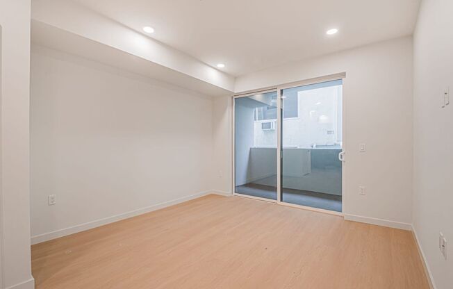 1 bed, 1 bath, 611 sqft, $2,595, Unit 203