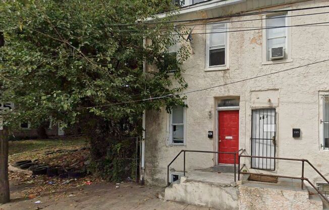 NEWLY UPDATED 4 BED 1 BATH HOME FOR RENT.