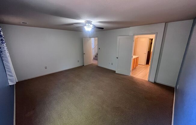 3 beds, 3 baths, $2,600