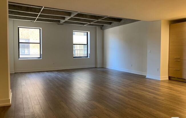 727 W 7th St Apt 1011