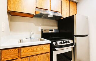 Studio, 1 bath, 440 sqft, $975, Unit 224