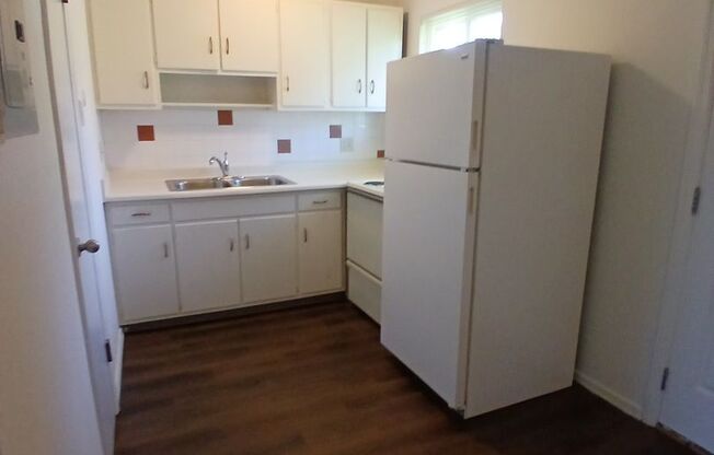 1 bed, 1 bath, 650 sqft, $810, Unit 4021NOT
