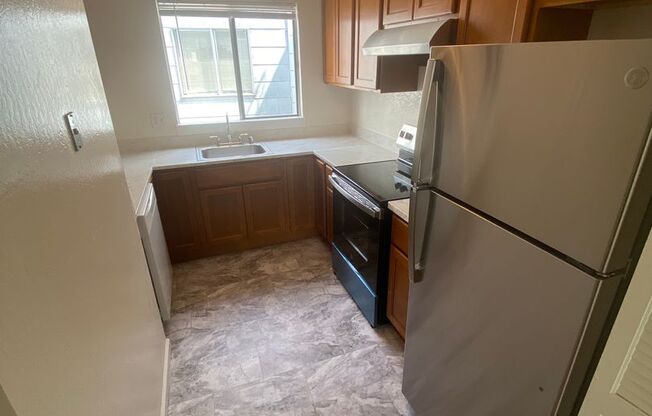 354 25th Ave (Outer Richmond)