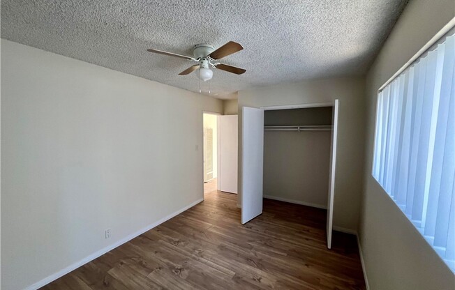 2 beds, 1 bath, 885 sqft, $2,950, Unit 1/2