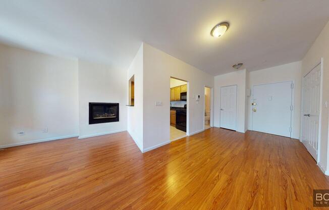 342 W 47 ST