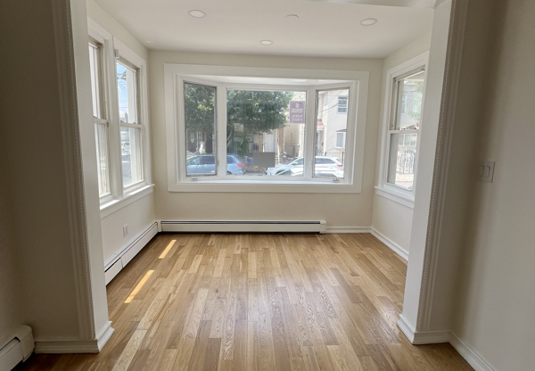 8823 77 ST