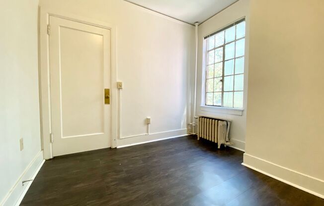 1 bed, 1 bath, 351 sqft, $1,295, Unit 505