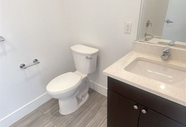 2 beds, 2 baths, 851 sqft, $3,000, Unit 201