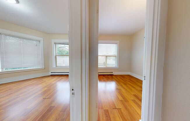 2 beds, 1 bath, $2,445, Unit 209