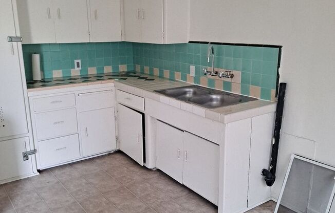 1532-1538 W. 227th Street