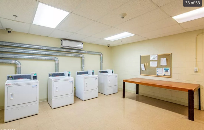 2 beds, 2 baths, $2,625, Unit # 320