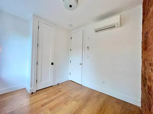 3411 9 ST