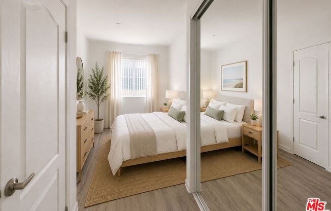 2 beds, 2 baths, 1,000 sqft, $4,100, Unit 312