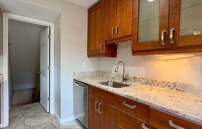 Charming 2 Bedroom/1.5 Bathroom Townhome in Nottingham, MD!