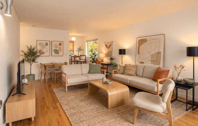 Palm Court - Located in the heart of Seattle