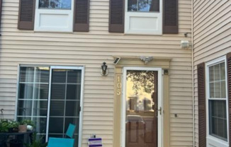 105 AZALEA CT