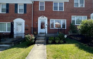 3 beds, 1.5 baths, $2,200