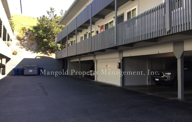 2 beds, 1 bath, 630 sqft, $2,325, Unit F-09